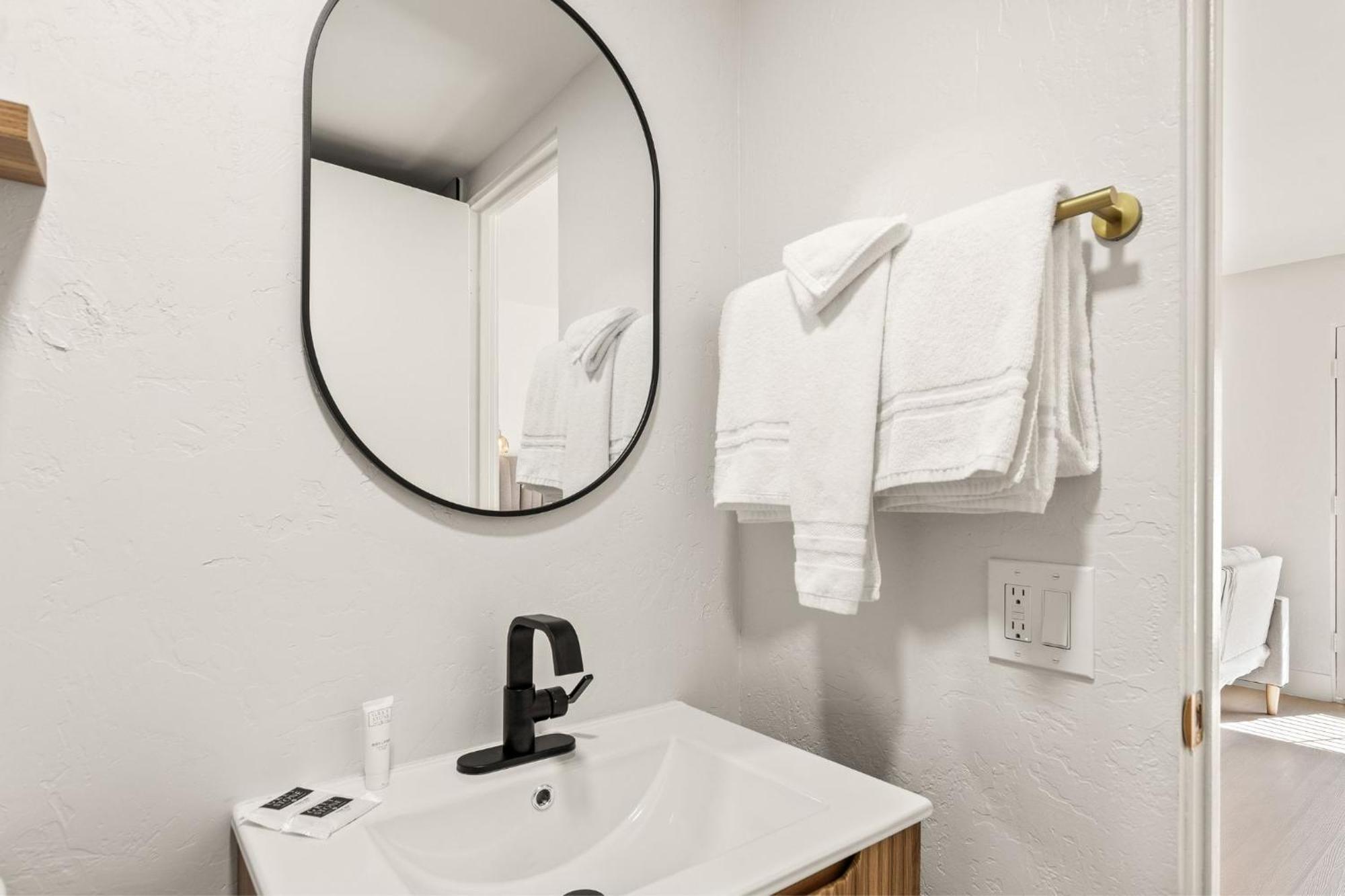Casa Oliver Hotel & Resort - A Men'S Clothing Optional Resort In Palm Springs Ngoại thất bức ảnh