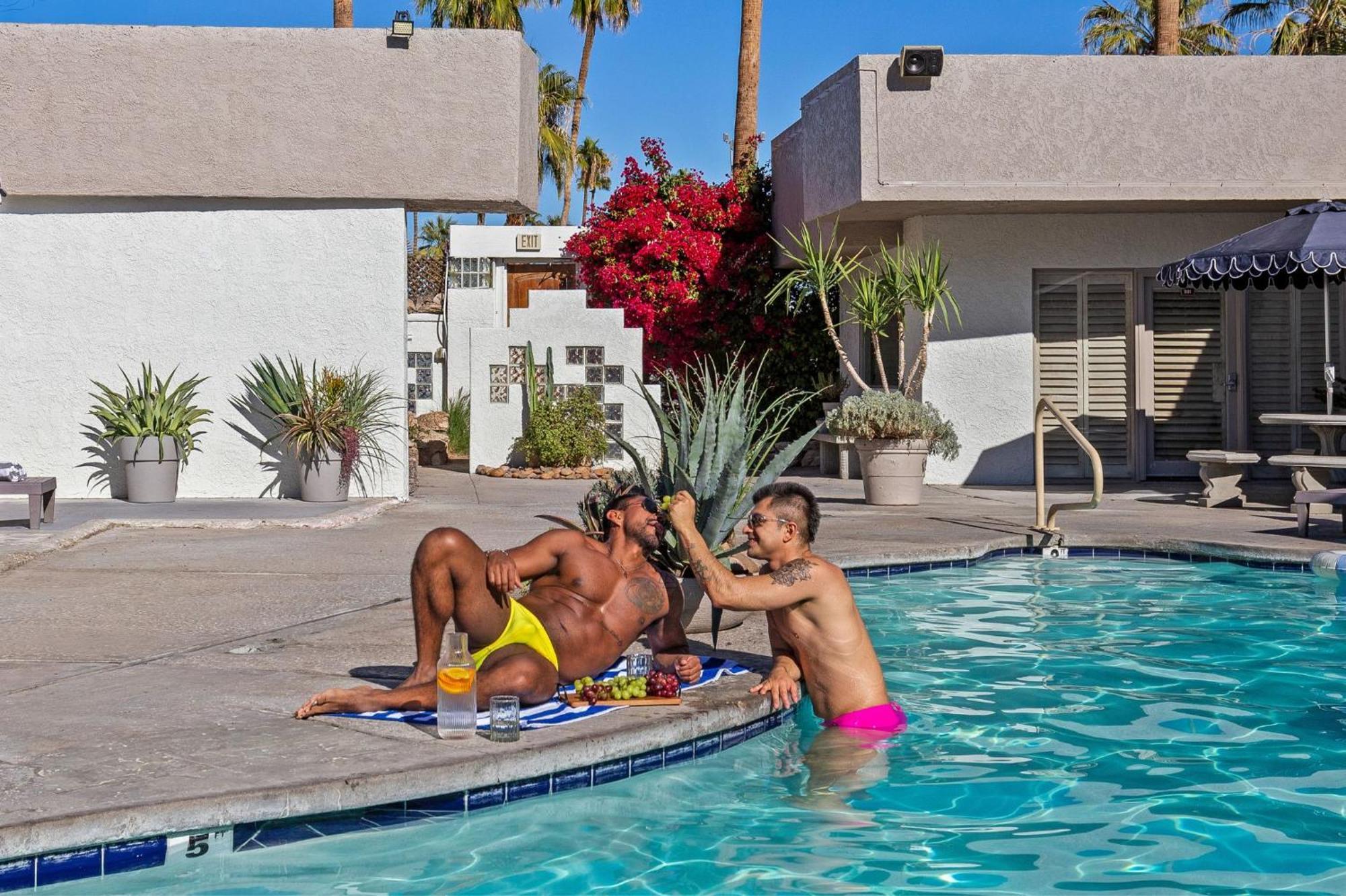Casa Oliver Hotel & Resort - A Men'S Clothing Optional Resort In Palm Springs Ngoại thất bức ảnh