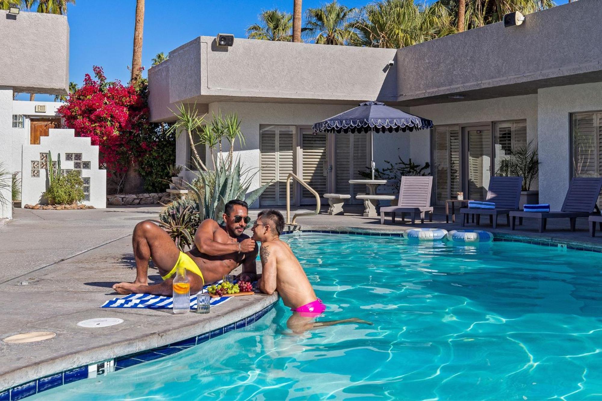 Casa Oliver Hotel & Resort - A Men'S Clothing Optional Resort In Palm Springs Ngoại thất bức ảnh