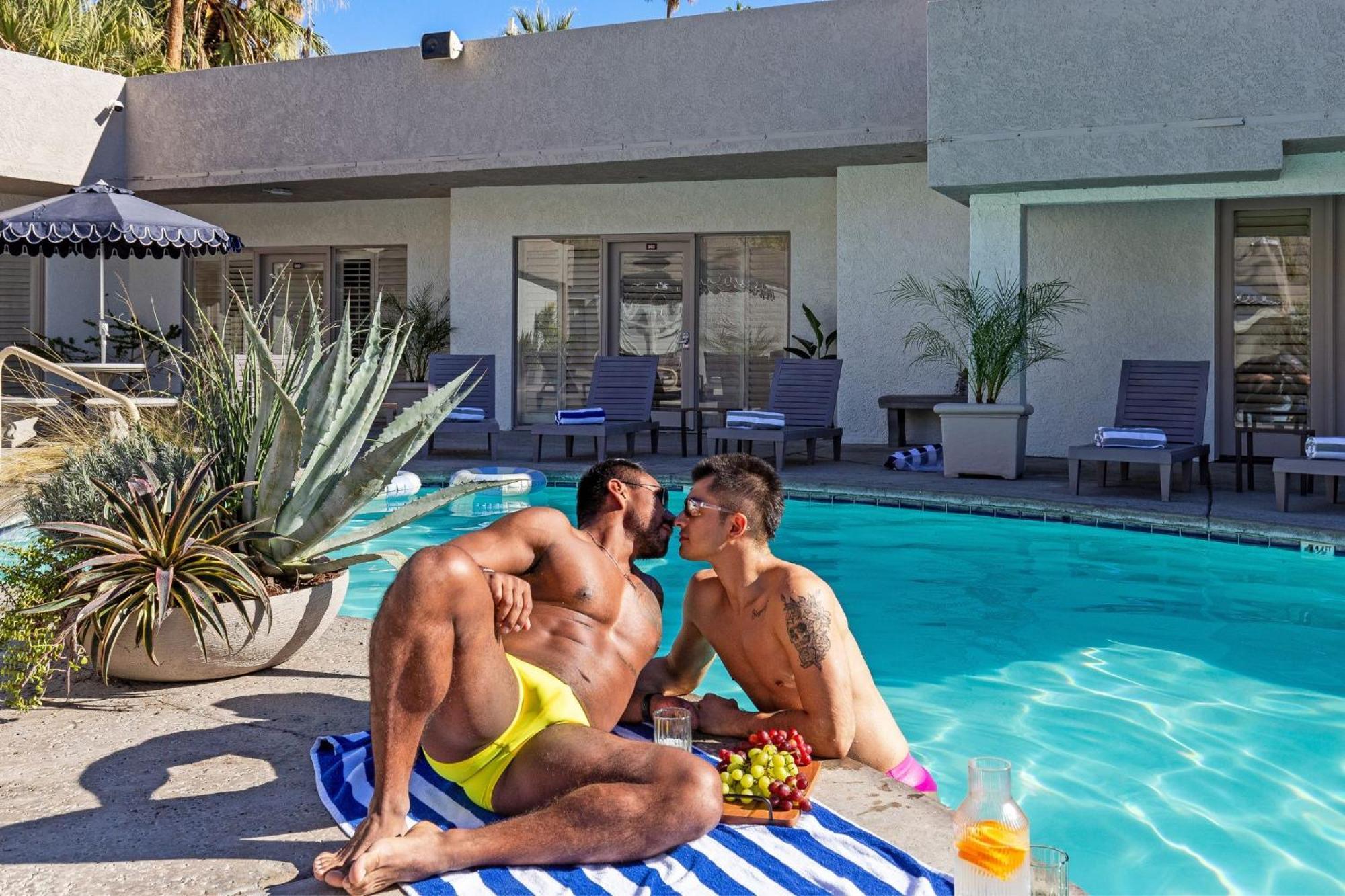 Casa Oliver Hotel & Resort - A Men'S Clothing Optional Resort In Palm Springs Ngoại thất bức ảnh